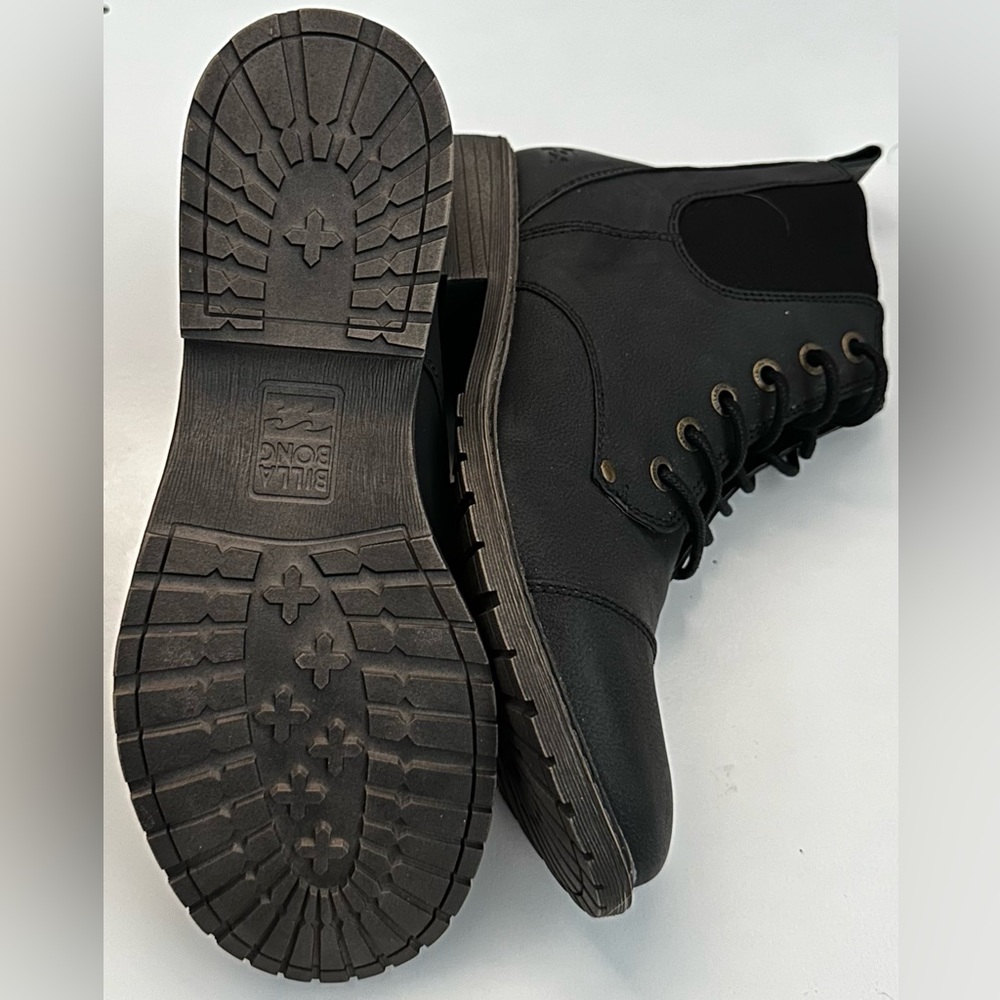 Billabong combat boot